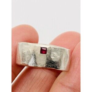 Saundra Messinger sterling silver genuine ruby band Ring